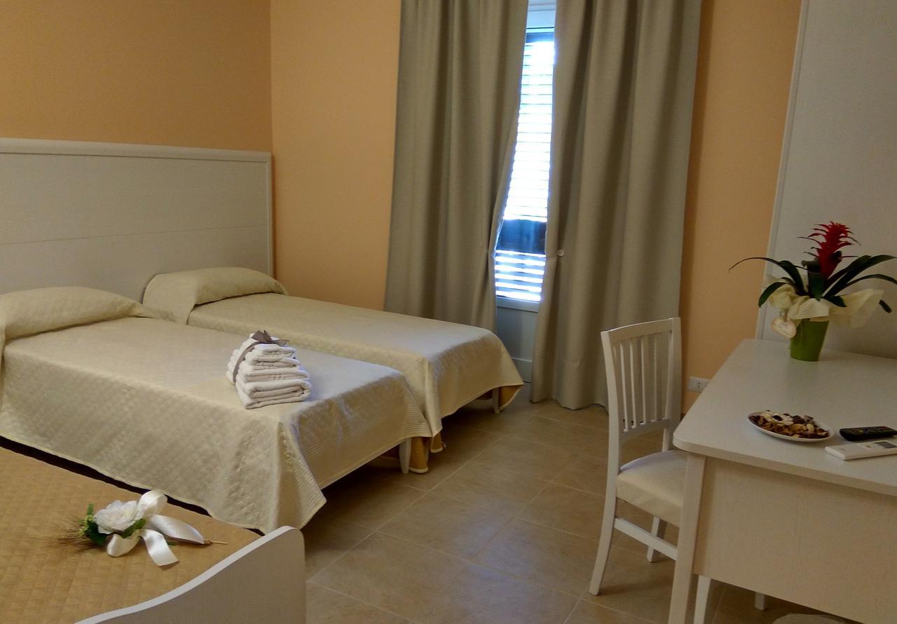 Le Camelie Panzió Marina di Ginosa Kültér fotó